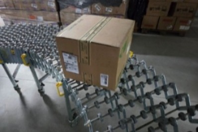 Navilog – esteiras rolantes da empresa em Lages(SC), centro operacional de logística, transporte e distribuição.